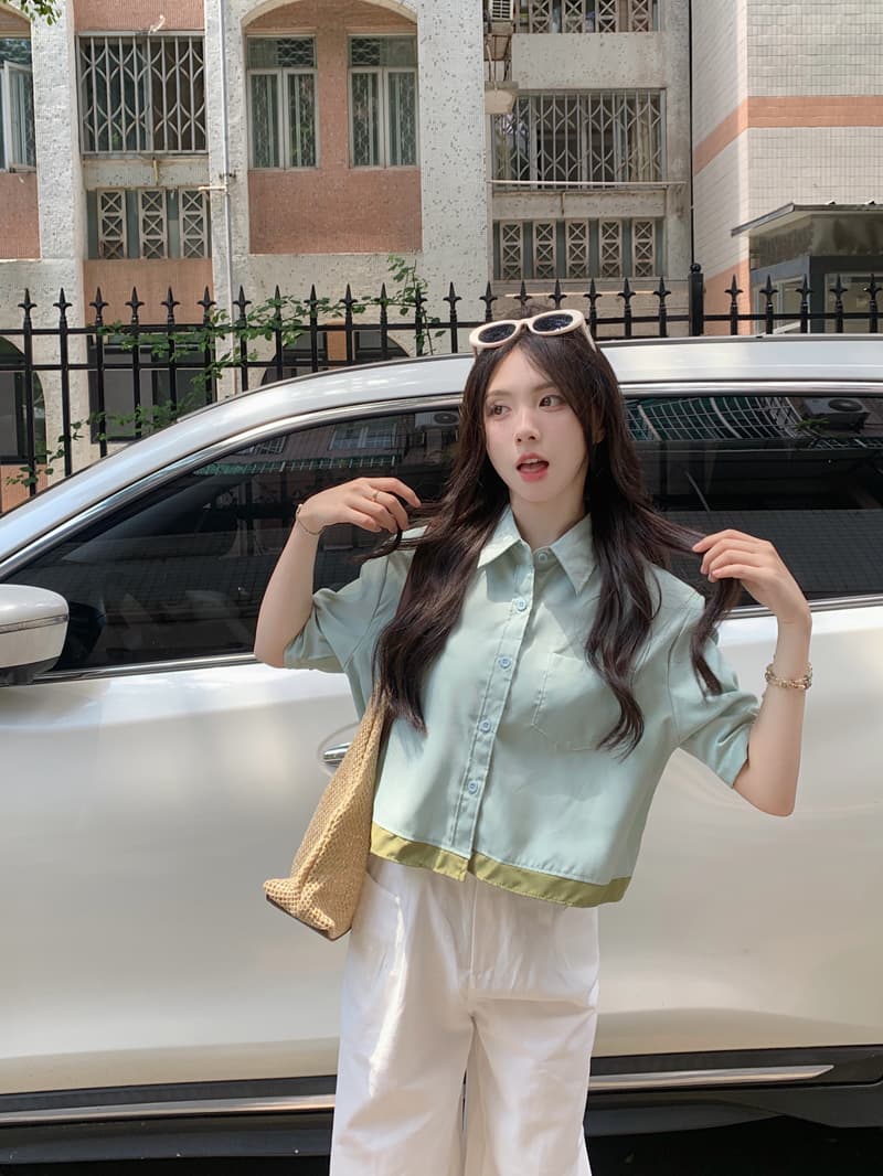 미니멀리즘 말 카드 용 색상 시스템 패치워크 단색 쇼트 스타일 여성 셔츠 2026 여름 Chic 다용도 루즈핏 반팔 맨위 상세 이미지 3