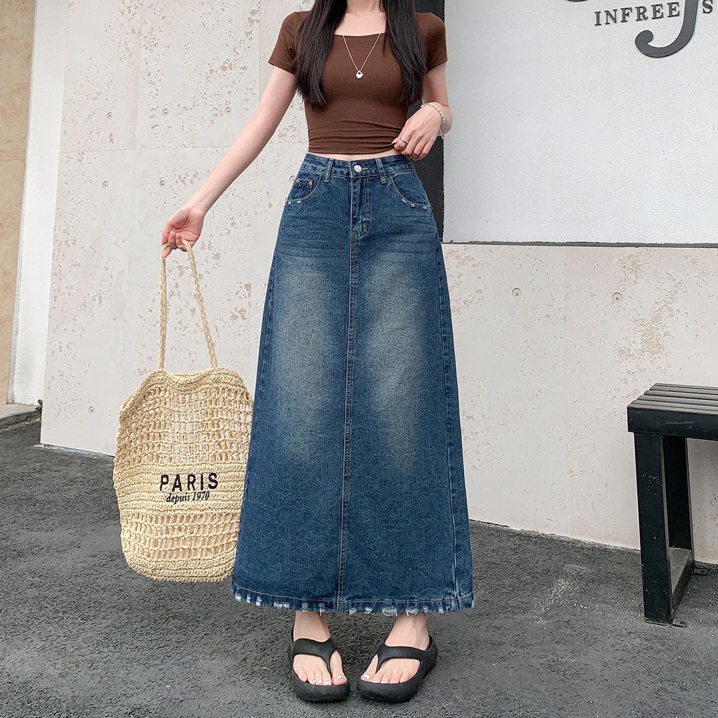 실사 거친 가장자리 술 주머니 자수 한 마디 반신 데님 스커트 여성 디자인 센스 트임 다용도 중간 길이 스커트 이미지 5