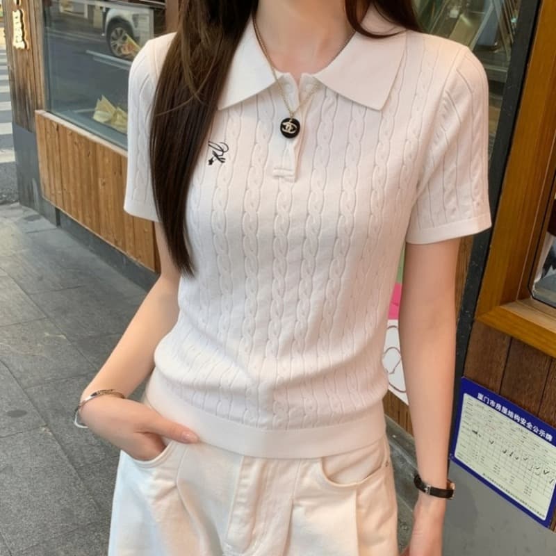 한 부서 꽈배기 작은 셔츠 여성 여름 얼음 실크 통기성 니트 반팔 POLO 칼라 티셔츠 디자인 센스 자수 맨위 ins 이미지 5