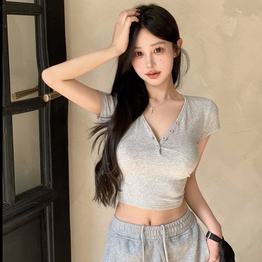있음 선적 모달 V넥 반팔 긍정적 인 어깨 계절 Chic 고유 한 달콤한 차가운 핫걸 쇼트 스타일 타이트 슬림해 보이는 맨위 이미지 2