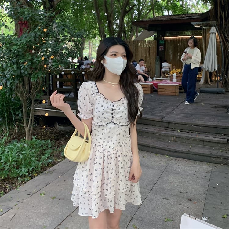 프랑스식 광장 칼라 꽃무늬 반팔 여성 드레스 여름 달콤함 백리스 퍼프 나비 매듭 허리 수축 슬림해 보이는 짧은 치마 상세 이미지 5