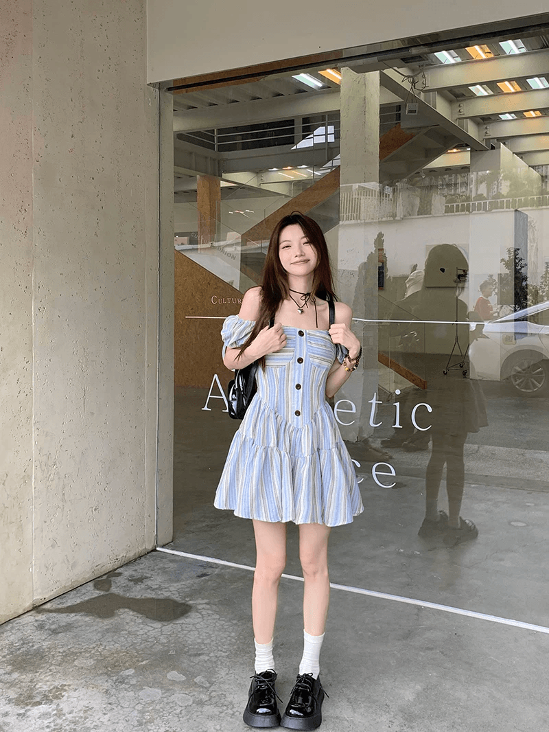 핫걸 여성 드레스 허리 수축 슬림해 보이는 해변가 치마 여름 도파민 착용 가져 가라. 치마 스트라이프 단추 이미지 4