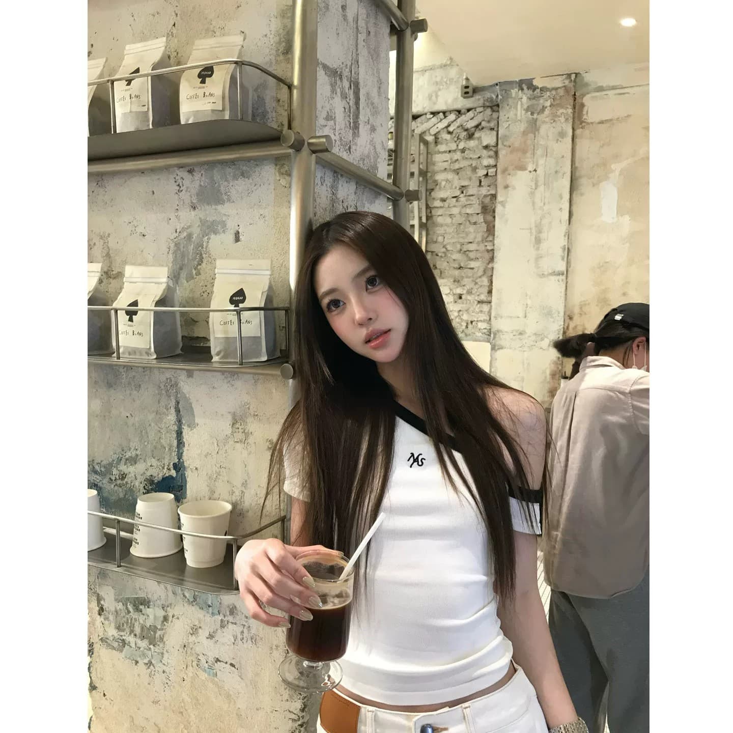 40 순면 한 부서 순수한 욕망 핫걸 바람이 아닙니다. 대칭 오프숄더 반팔 티셔츠 여성 여름 몸매 가꾸기 슬림해 보이는 디자인 센스 이미지 2