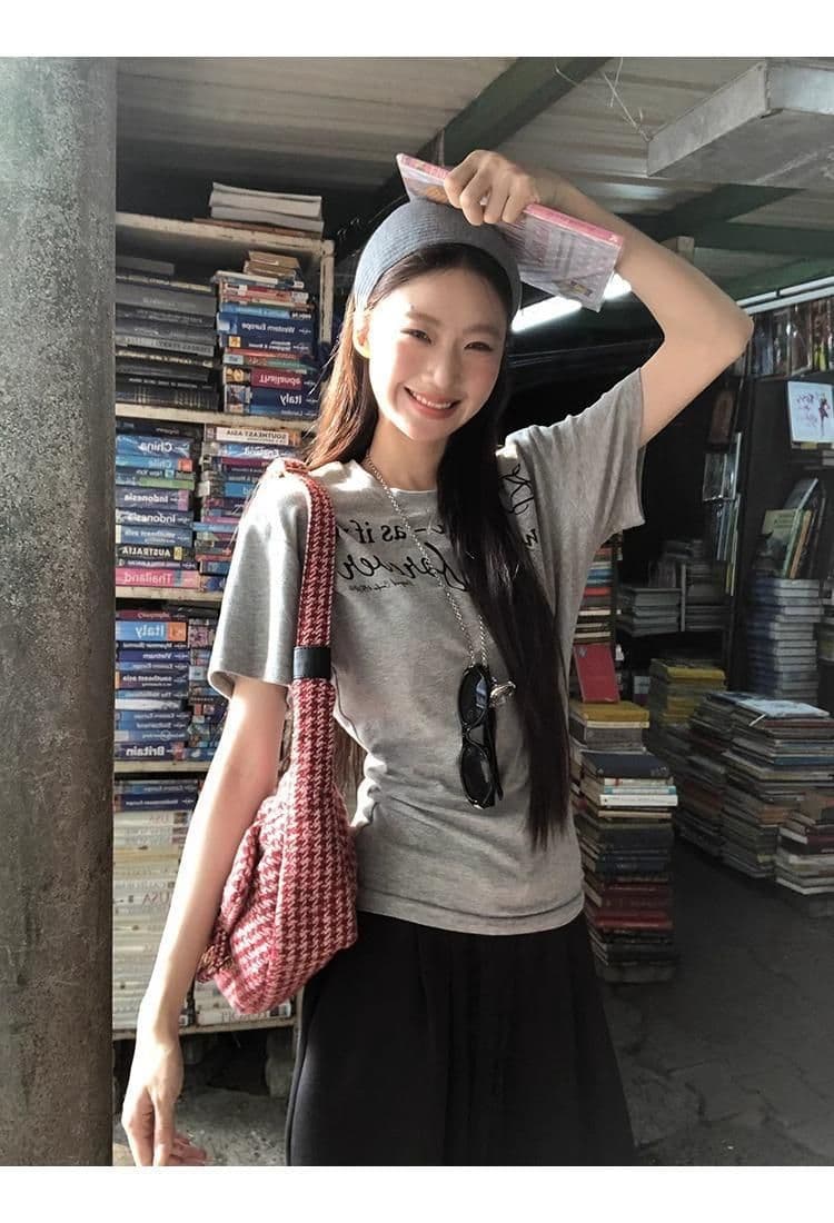 아메리칸 알파벳 회색 긍정적 인 어깨 반팔 티셔츠 여성 여름 디자인 센스 작은 대중 몸매 가꾸기 슬림해 보이는 허리 수축 달콤한 핫걸 맨위 상세 이미지 5