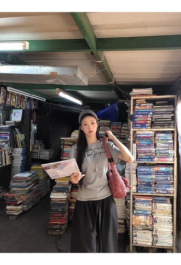 아메리칸 알파벳 회색 긍정적 인 어깨 반팔 티셔츠 여성 여름 디자인 센스 작은 대중 몸매 가꾸기 슬림해 보이는 허리 수축 달콤한 핫걸 맨위 상세 이미지 8