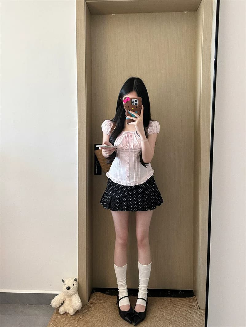 2026 여름 프랑스식 반팔 달콤함 거품 소매 나비 매듭 광장 칼라 쇼트 스타일 여성 셔츠 상세 이미지 5