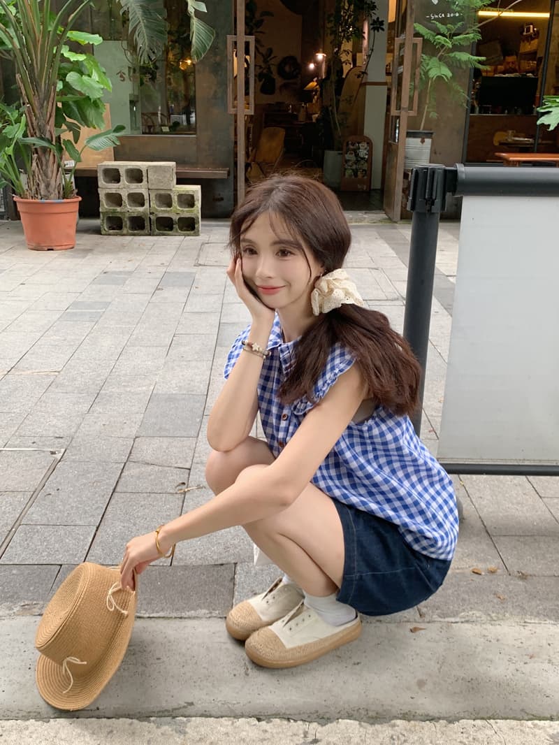 파란색 체크무늬 프릴 칼라 민소매 여성 셔츠 2026 년 새로운 작은 대중 연령 감소 Chic 베이비 칼라 조끼 맨위 상세 이미지 14