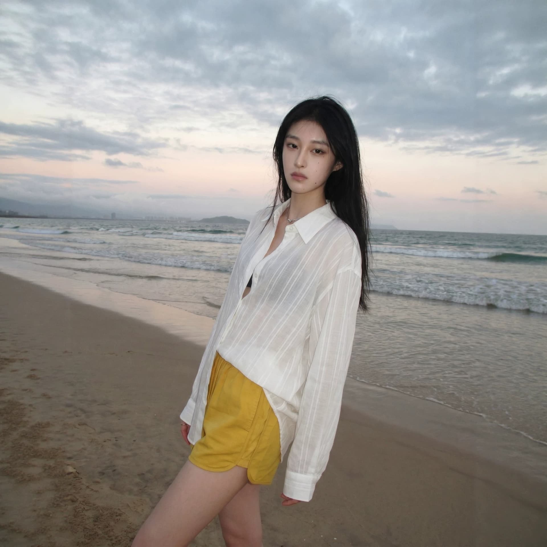 화이트 스트라이프 긴팔 여성 셔츠 디자인 센스 외부 가져 가라. 자외선 차단 셔츠 루즈핏 얇은 스타일 품격 맨위 이미지 4