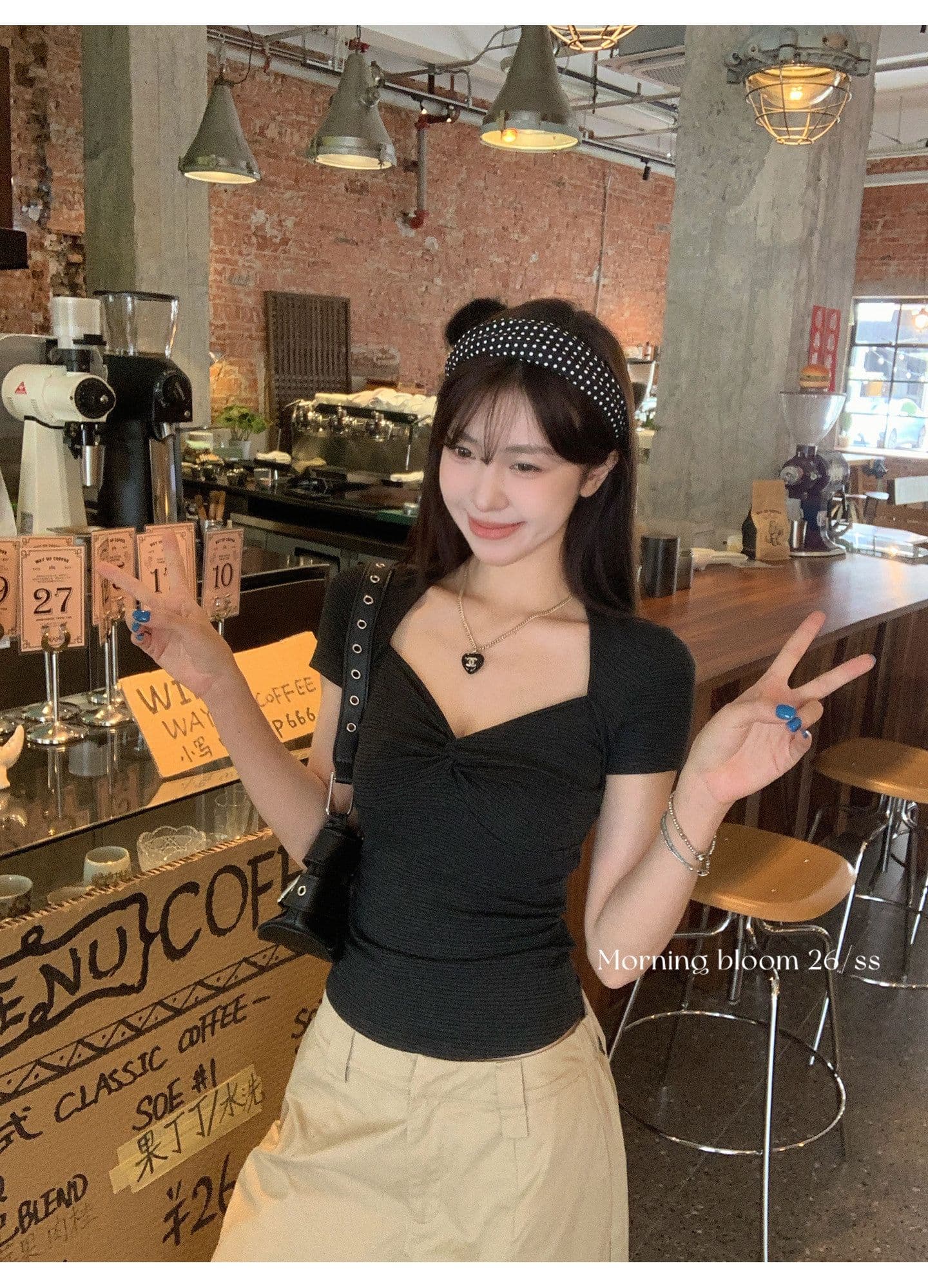 원본 것 스트라이프 V넥 비틀림 반팔 티셔츠 여성 여름 한 부서 착용 가져 가라. 작은 키 쇼트 스타일 맨위 상세 이미지 14