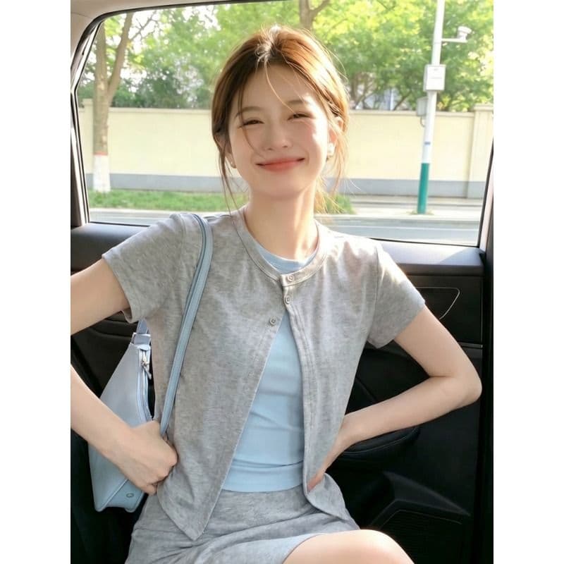 와 사고 방식 불규칙 페이크 레이어드 배색 반팔 티셔츠 여성 여름 연령 감소 맨위 디자인 센스 작은 대중 이미지 4