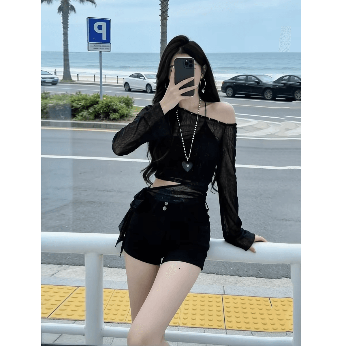 2026 순수한 욕망 핫걸 슈퍼 화재 연령 감소 여름 새로운 여성 의류 절묘한 착용 가져 가라. 자외선 차단 블라우스 비스듬한 칼라 오프숄더 맨위