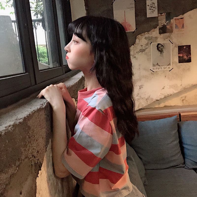 스트라이프 배색 긍정적 인 어깨 주름 반팔 티셔츠 여성 여름 몸매 가꾸기 디자인 센스 한 싱글 대외 무역 국경 간 폭발 상세 이미지 2