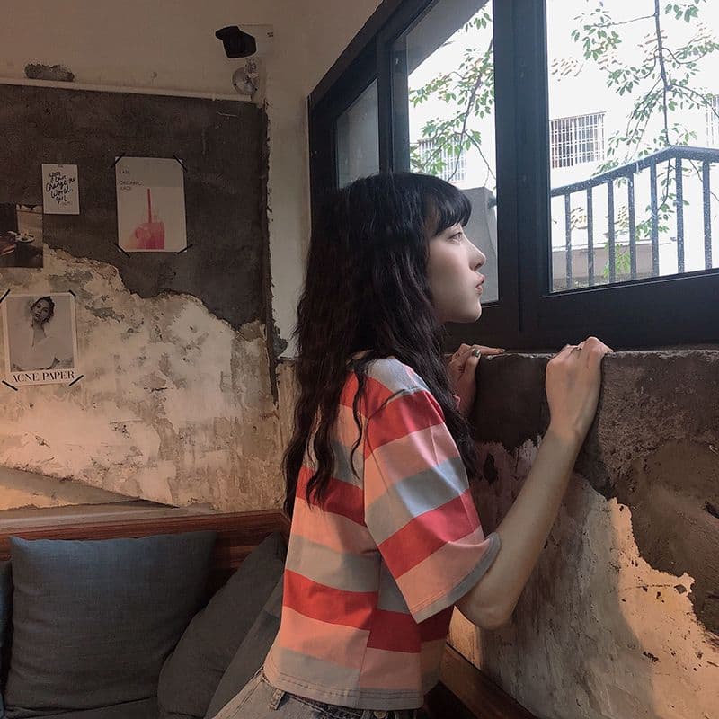 스트라이프 배색 긍정적 인 어깨 주름 반팔 티셔츠 여성 여름 몸매 가꾸기 디자인 센스 한 싱글 대외 무역 국경 간 폭발 상세 이미지 9