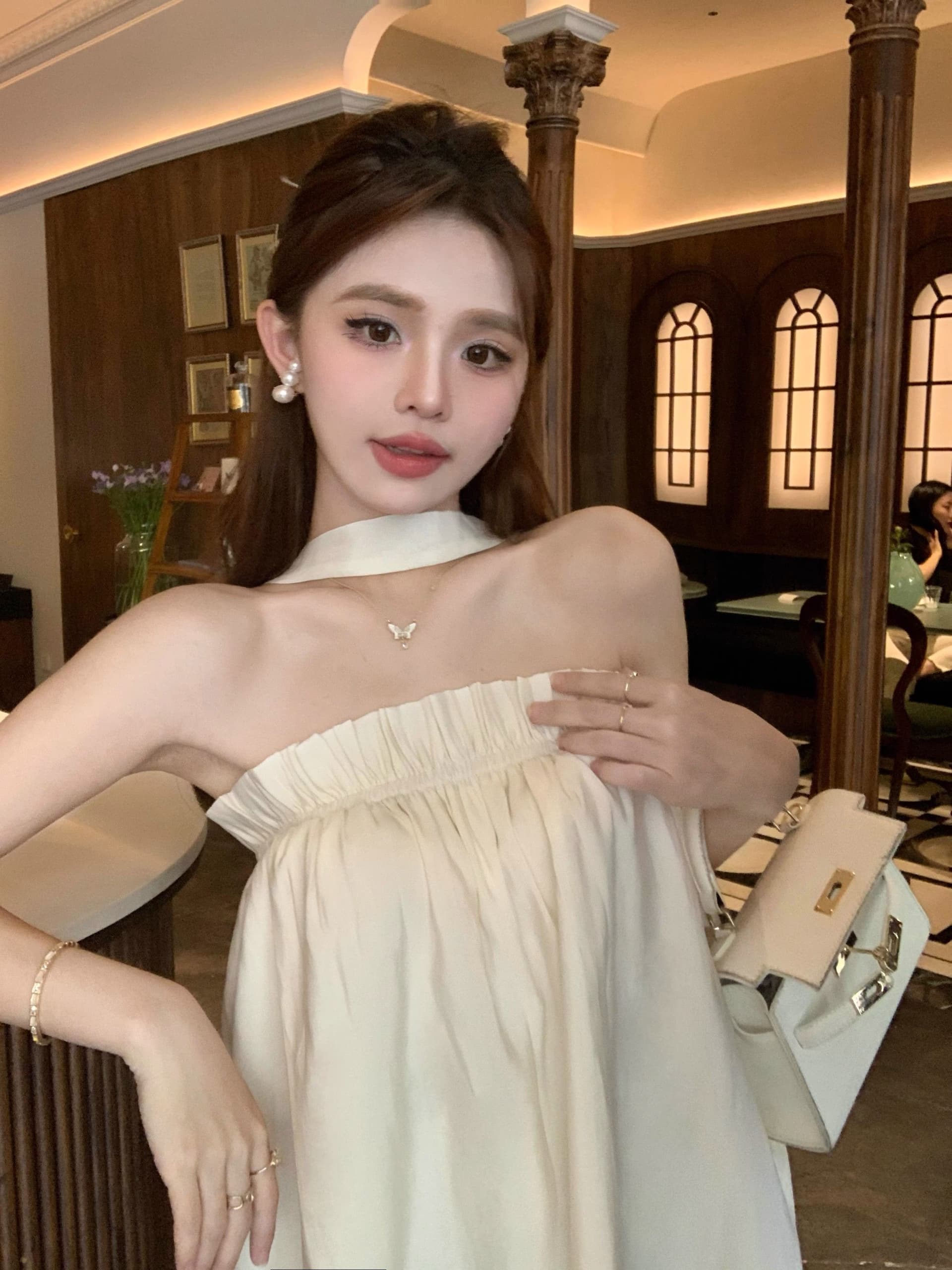 프릴 오프숄더 행침 목 캐미솔 여름 프랑스식 Chic 고급 센스 루즈핏 살구 색상 민소매 맨위 상세 이미지 5