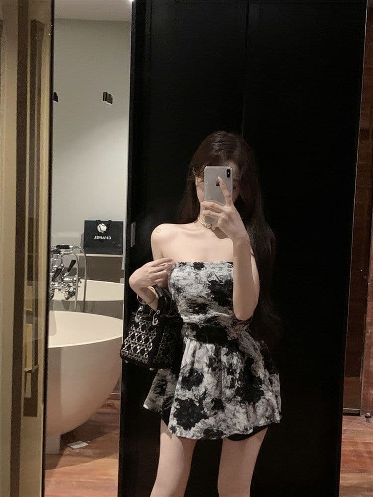 잉크 페인팅 포장 가슴 여성 드레스 여름 허리 수축 미니 스커트 고급 센스 오프숄더 순수한 욕망 바람 튜브탑 중간 및 짧은 치마 상세 이미지 2