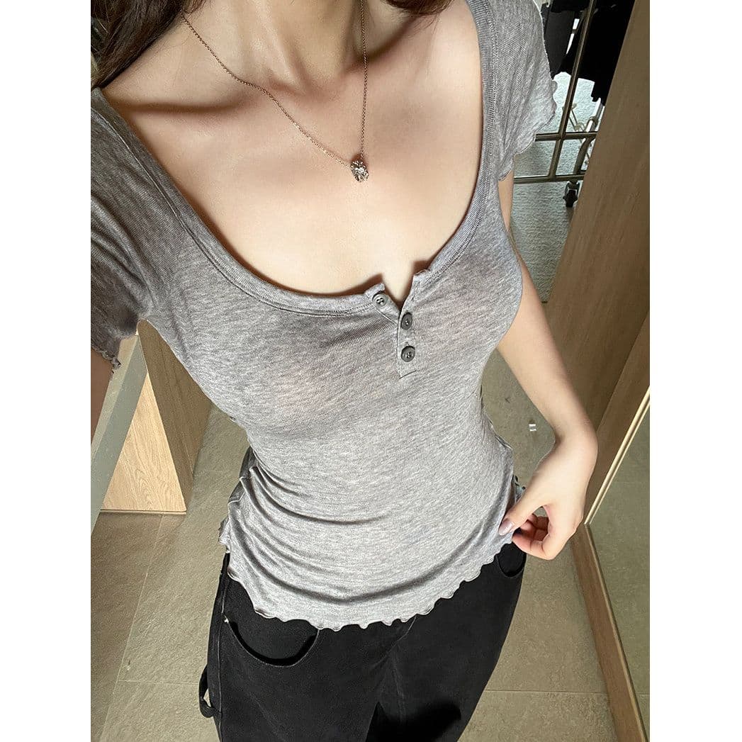 회색 u 칼라 긍정적 인 어깨 반팔 티셔츠 여성 여름 몸매 가꾸기 슬림해 보이는 미니멀리즘 다용도 맨위 한국 대외 무역 국경 간 폭발 이미지 4