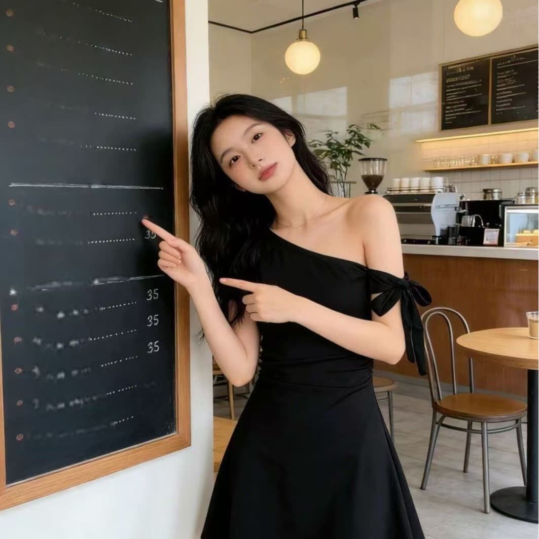 작은 검은 색 치마 반팔 여성 드레스 여름 외국 가스 슈퍼 요정 나비 매듭 스트랩 비스듬한 칼라 오프숄더 미니 스커트 슬림해 보이는 몸매 가꾸기 이미지 5