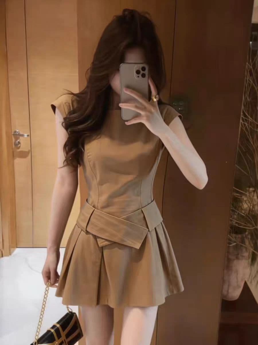 한 부서 품격 캐주얼 미니멀리즘 디자인 센스 민소매 드레스 허리 수축 슬림해 보이는 미니 스커트 대외 무역 한국 한 싱글 폭발 이미지 3