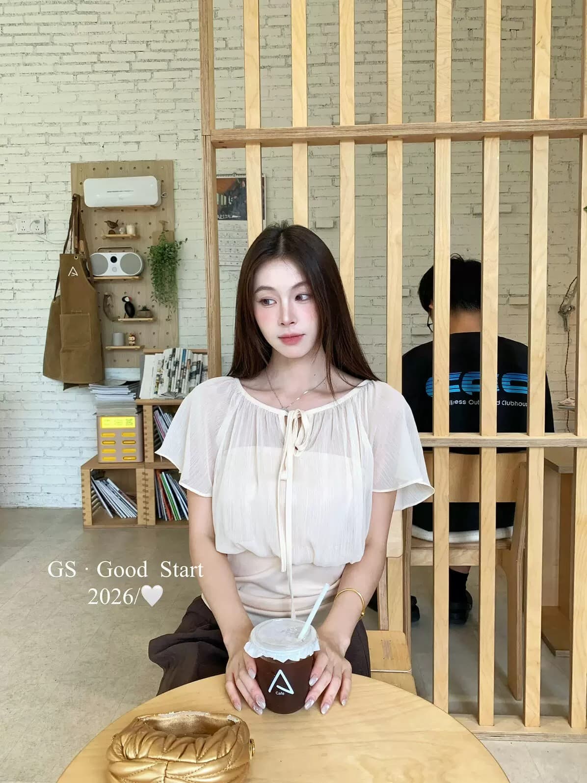 한 부서 부드러운 달콤함 느긋한 새로운 슬림해 보이는 레이스업 느슨함 센스 디자인 반팔 티셔츠 맨위 여름 품격 상세 이미지 9