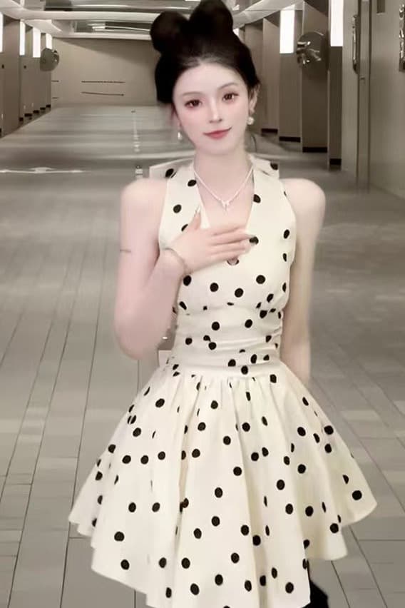 나비 매듭 스트랩 백리스 도트 무늬 행침 목 드레스 여름 새로운 달콤한 매운맛 허리 수축 슬림해 보이는 품격 한 마디 짧은 치마 이미지 6