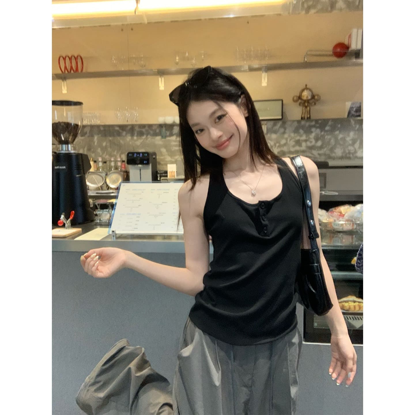 단어 캐미솔 여름 2026 몸매 가꾸기 슬림해 보이는 민소매 핫걸 행침 목 외출용 맨위 한국 대외 무역 이미지 2