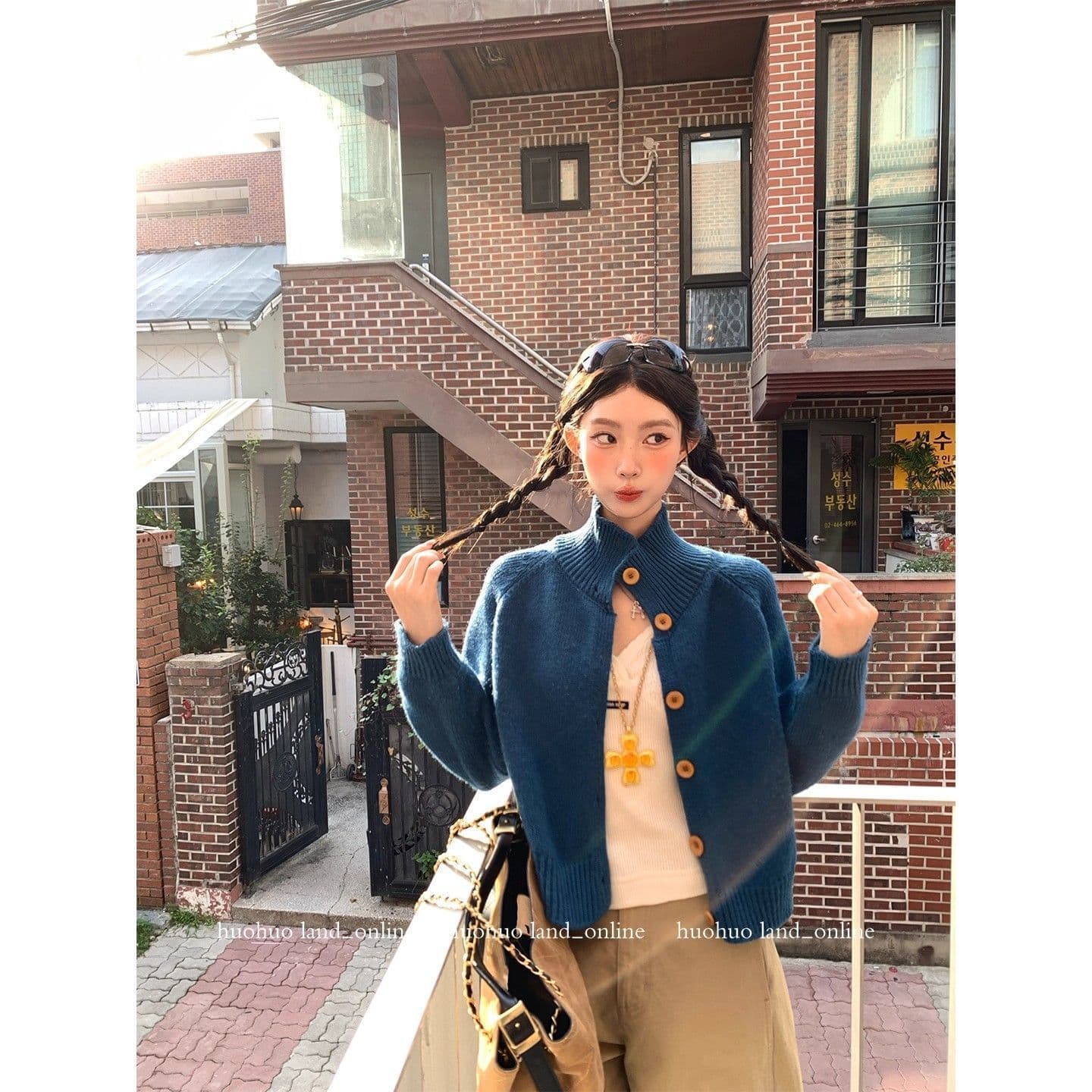 도파민 파란색 가을 겨울 새로운 스탠드 칼라 스웨터 여성 코트 루즈핏 느긋한 바람 디자인 센스 작은 대중 니트 오픈 가디건 상세 이미지 4