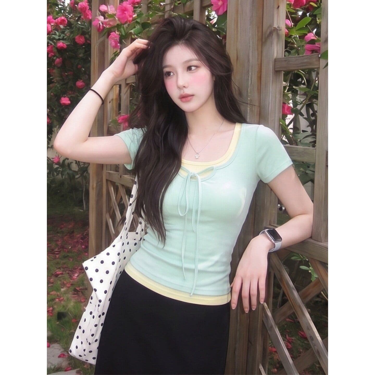 도파민 녹색 광장 칼라 스트랩 반팔 티셔츠 여성 여름 핫걸 페이크 레이어드 쇼트 스타일 맨위 한국 대외 무역 외부 싱글 상세 이미지 3