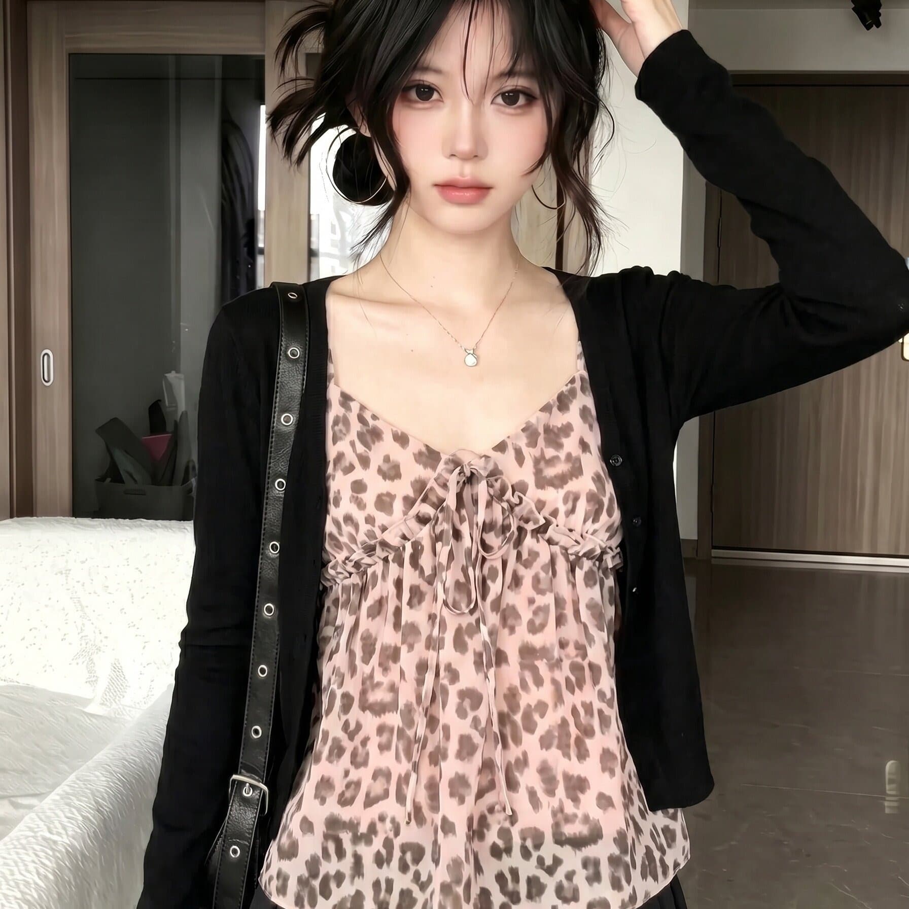 순수한 욕망 바람 플리츠 레이스업 레오파드 무늬 캐미솔 여름 캐주얼 다용도 몸매 가꾸기 슬림해 보이는 쇼트 스타일 오픈 가디건 투피스 세트 이미지 5