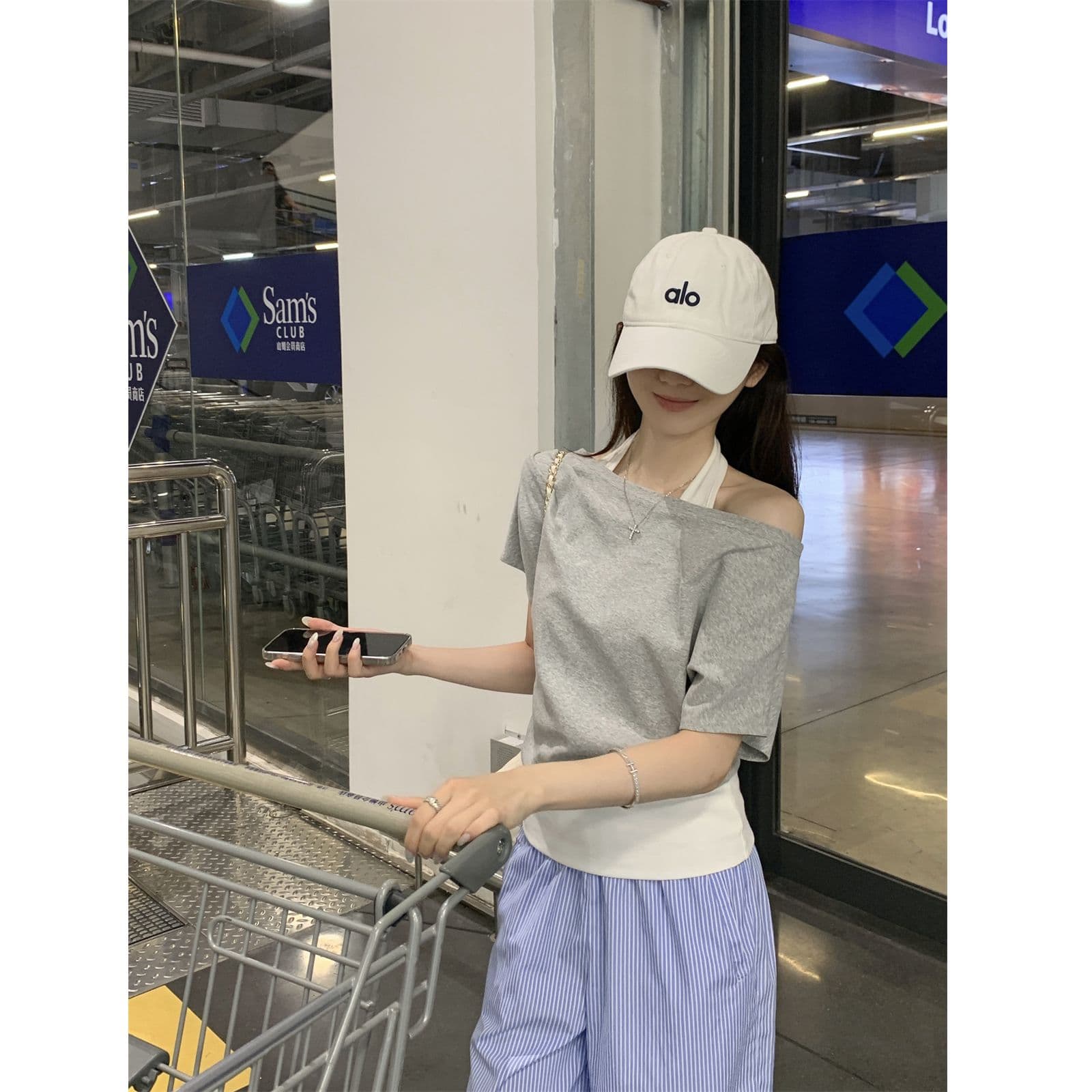 40 좋은 면 항구 바람 흑인과 백인 색상 패치워크 페이크 레이어드 행침 목 반팔 티셔츠 여성 여름 슬림해 보이는 맨위