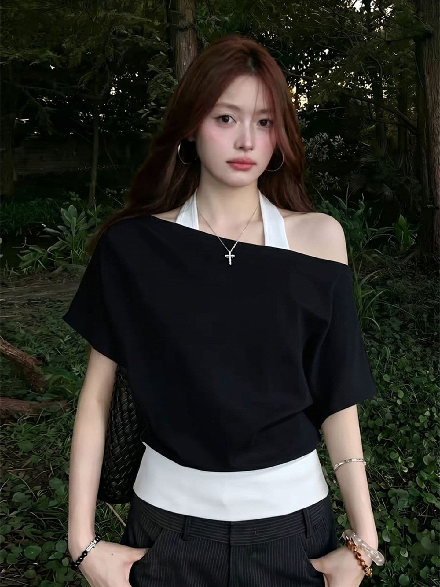 40 좋은 면 항구 바람 흑인과 백인 색상 패치워크 페이크 레이어드 행침 목 반팔 티셔츠 여성 여름 슬림해 보이는 맨위 상세 이미지 2