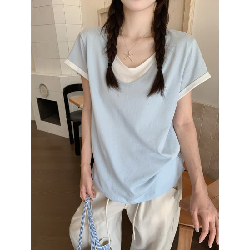 눈꽃 면 페이크 레이어드 V넥 반팔 티셔츠 여성 의류 한 부서 루즈핏 디자인 센스 작은 맨위 한국 대외 무역 이미지 4