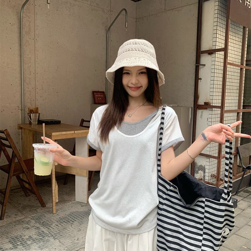 눈꽃 면 페이크 레이어드 V넥 반팔 티셔츠 여성 의류 한 부서 루즈핏 디자인 센스 작은 맨위 한국 대외 무역 이미지 5