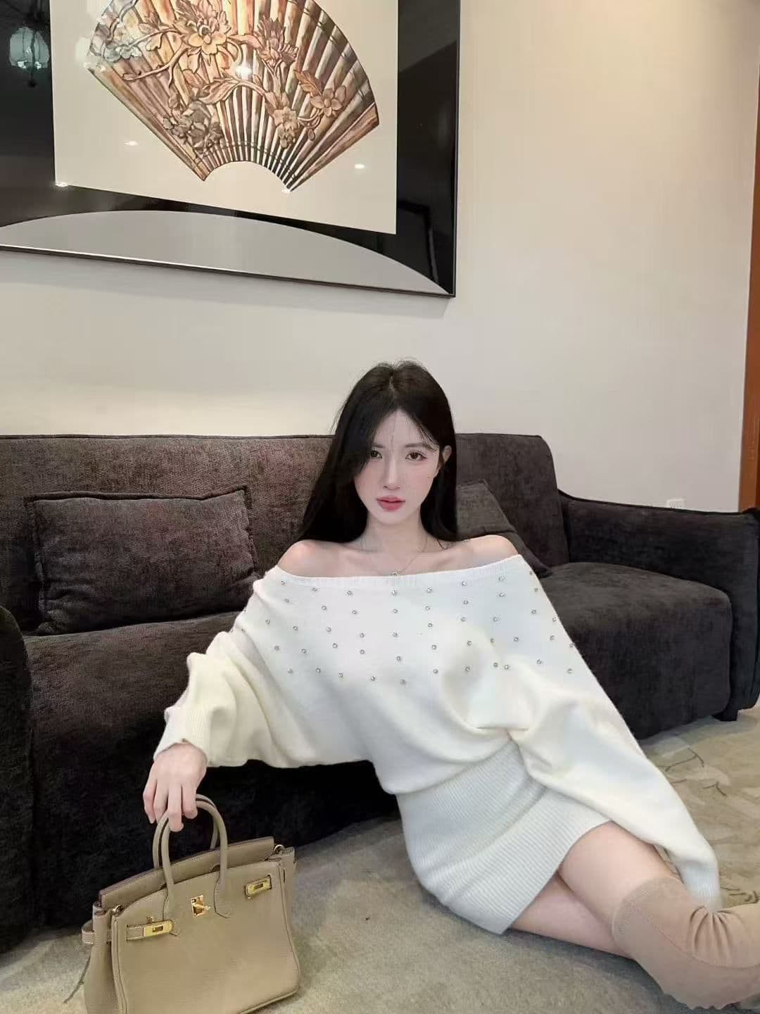 순수한 욕망 섹시함 고급 핫픽스 오프숄더 스웨터 드레스 프랑스식 하이웨이스트 품격 명문 여성 몸매 가꾸기 슬림해 보이는 니트 드레스 상세 이미지 2