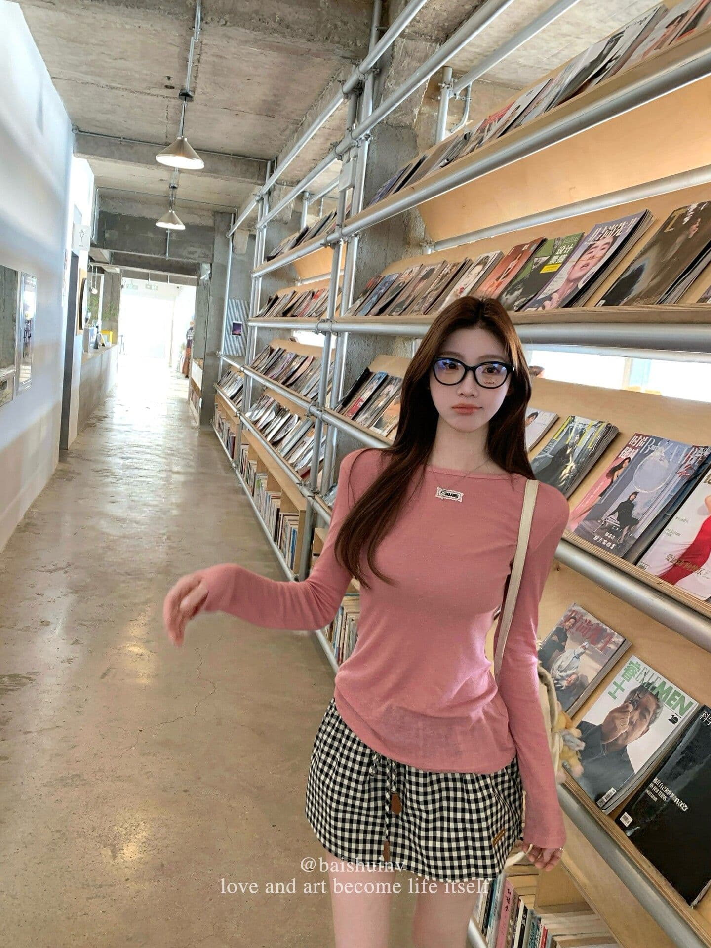 주간 실크 한 부서 부드러운 바람 반투명 긴팔 티셔츠 여성 여름 섹션 라운드 넥 슬림해 보이는 미니멀리즘 다용도 자외선 차단 맨위 상세 이미지 5