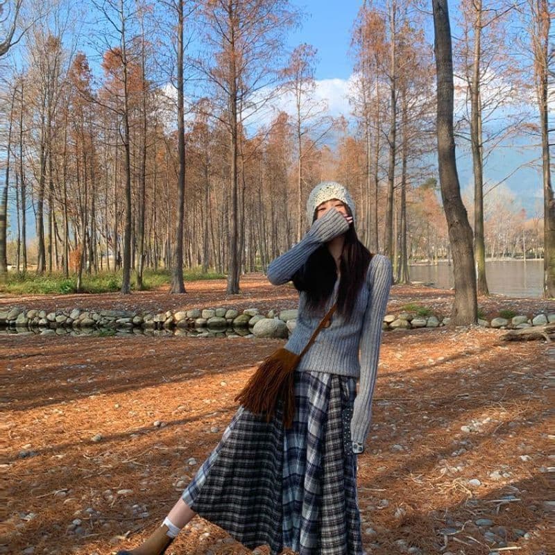 종이 사람들 느긋한 트임 소매 니트 기본 셔츠 여성 가을 새로운 다용도 V넥 슬림해 보이는 긴팔 맨위 겨울 이미지 3