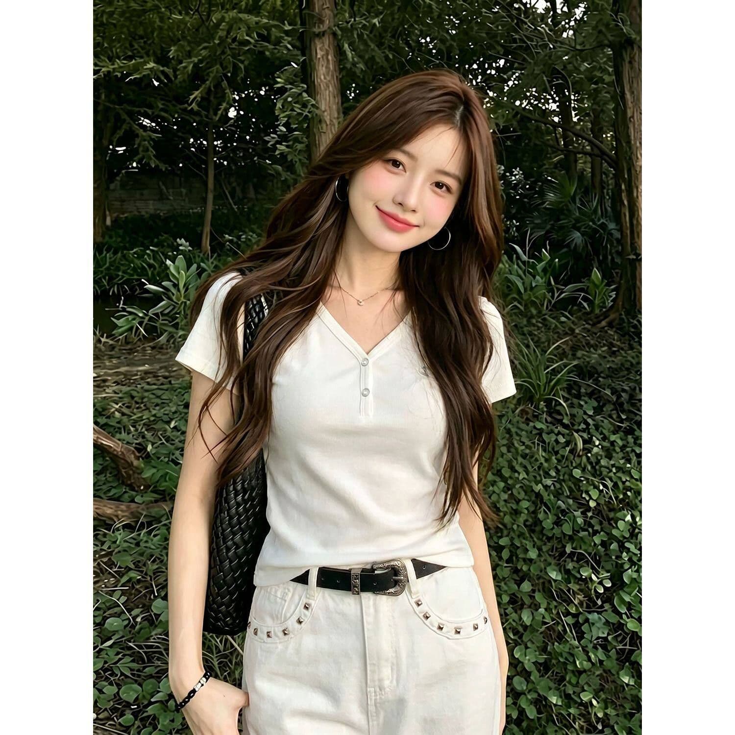 260 그램 사람들 면 V넥 알파벳 금속 표준 몸매 가꾸기 반팔 티셔츠 여성 여름 몸매 가꾸기 슬림해 보이는 디자인 센스 맨위 상세 이미지 5