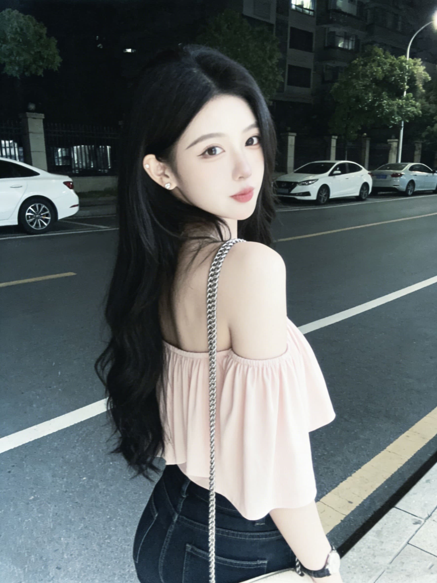 명문 여성 바람 섹시함 오프숄더 프릴 오프숄더 티셔츠 여성 여름 아름다운 핫걸 고급 센스 몸매 가꾸기 슬림해 보이는 맨위 상세 이미지 2