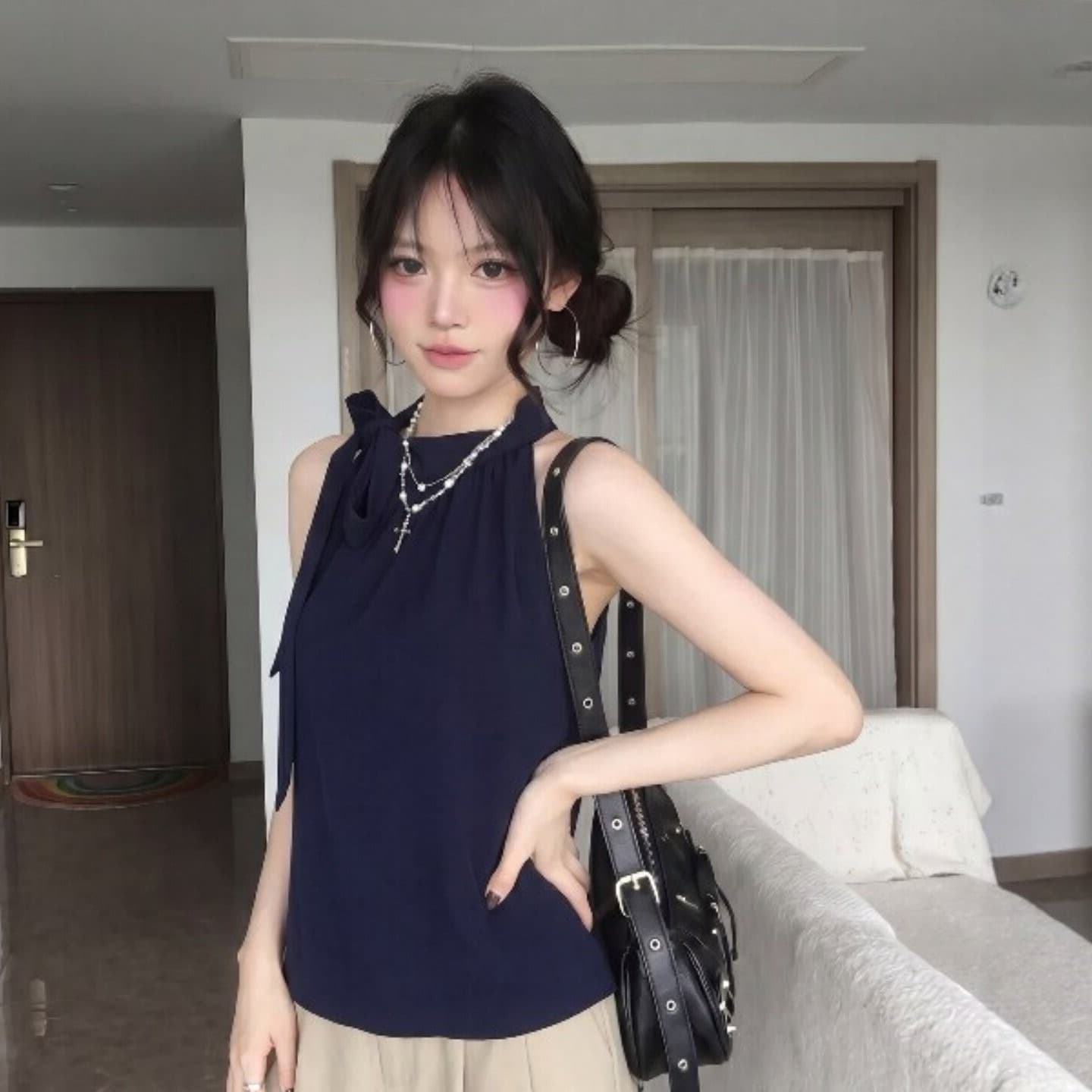 해군 레이스업 행침 목 캐미솔 여름 고급 센스 몸매 가꾸기 슬림해 보이는 섹시함 핫걸 외출용 민소매 맨위 이미지 2