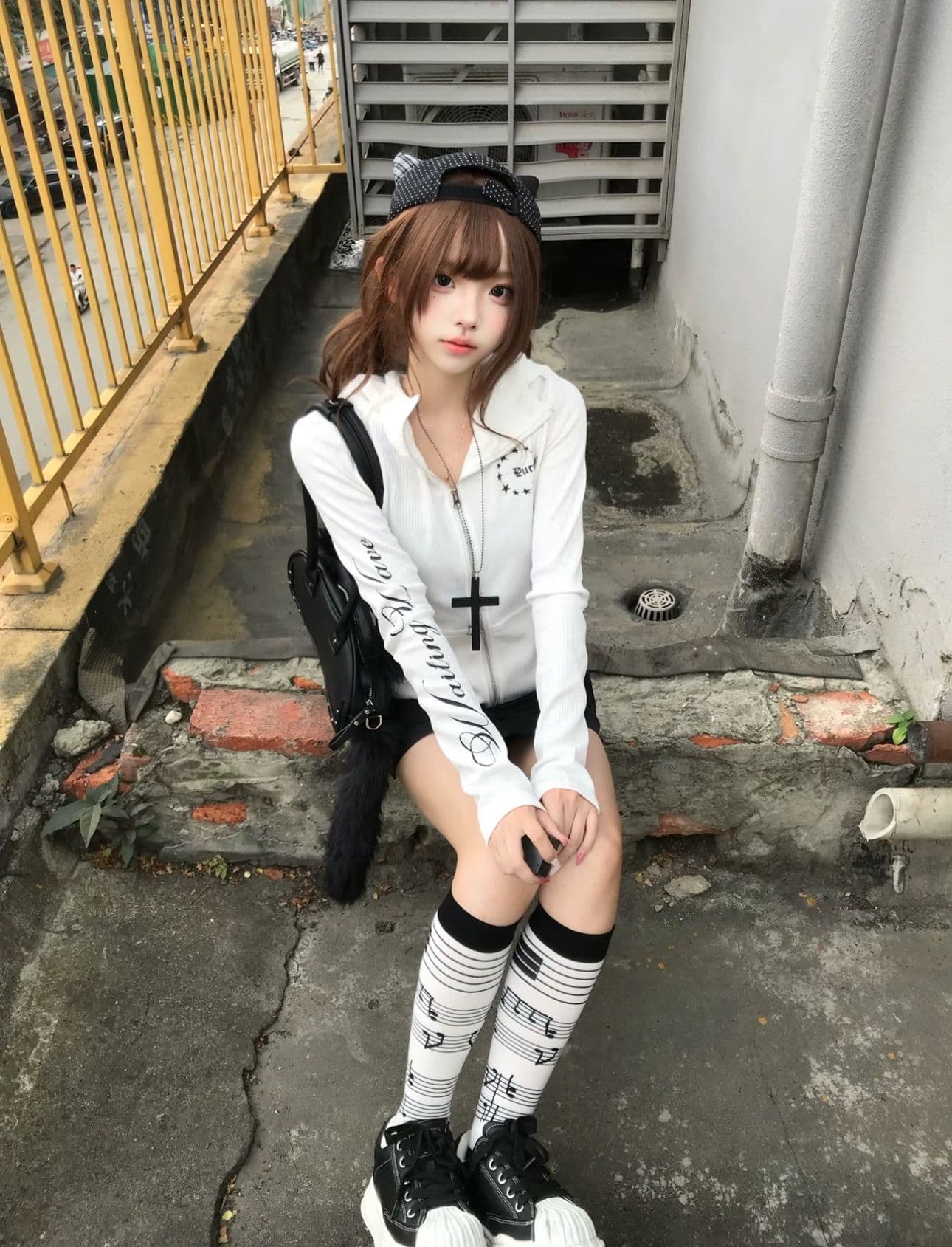 아메리칸 레트로 프린트 후드 티 스웨터 여성 이른 가을 폭발 몸매 가꾸기 달콤한 핫걸 오픈 가디건 쇼트 스타일 조수 브랜드 맨위 상세 이미지 15