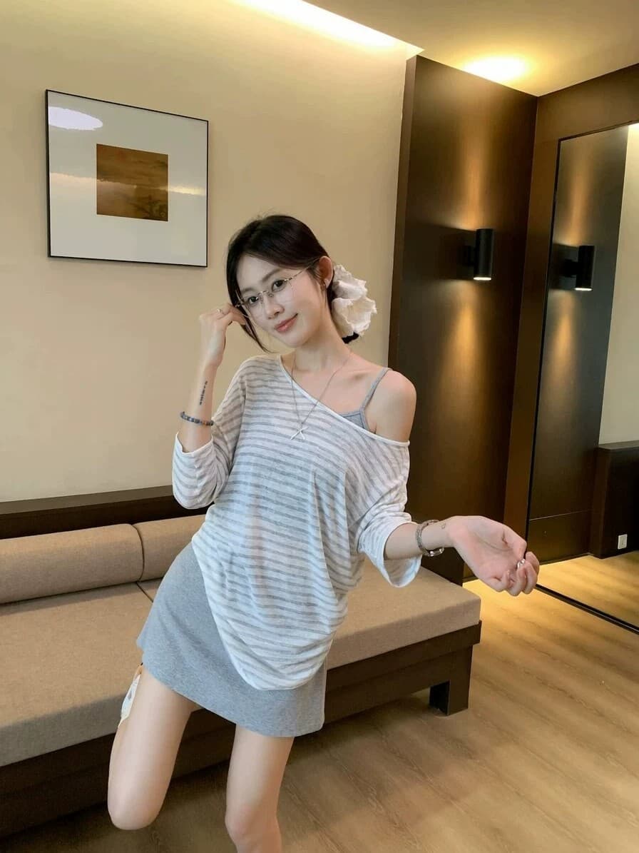 라이 경기 서울 주간 실크 눈꽃 여름 새로운 다용도 루즈핏 느긋한 비스듬한 어깨 긴팔 티셔츠 맨위 한국 대외 무역 이미지 3