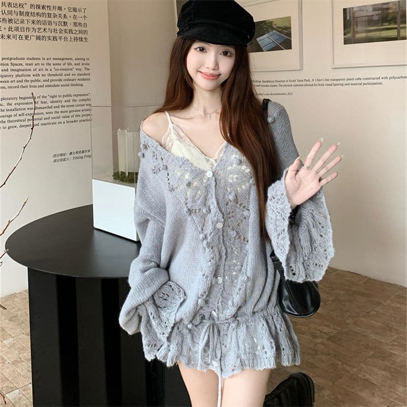 부드러운 바람 홀로우 아웃 자수 나팔 소매 스웨터 여자 2026 가을 새로운 V넥 펌프 로프 디자인 센스 니트 맨위 상세 이미지 14