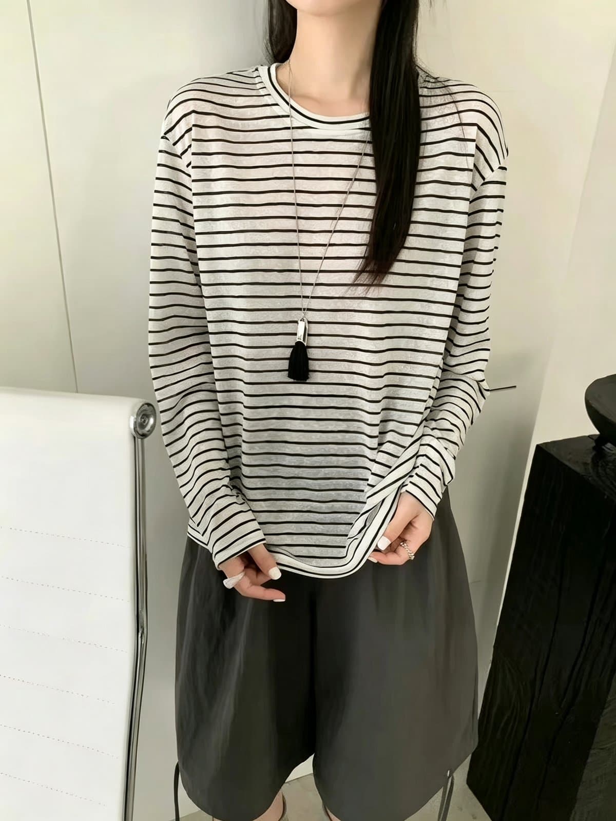 느긋한 센스 한 부서 뒤에 홀로우 아웃 스트랩 라이 경기 서울 스트라이프 자외선 차단 의류 긴팔 티셔츠 여성 여름 캐주얼 맨위 상세 이미지 5