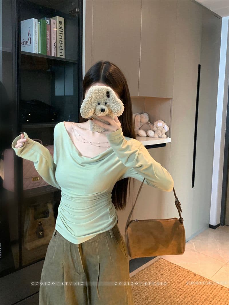 순수한 욕망 바람 핫걸 흔들다 칼라 체인 긴팔 티셔츠 여성 가을 새로운 고유 한 Chic 몸매 가꾸기 슬림해 보이는 만나는 맨위 상세 이미지 3