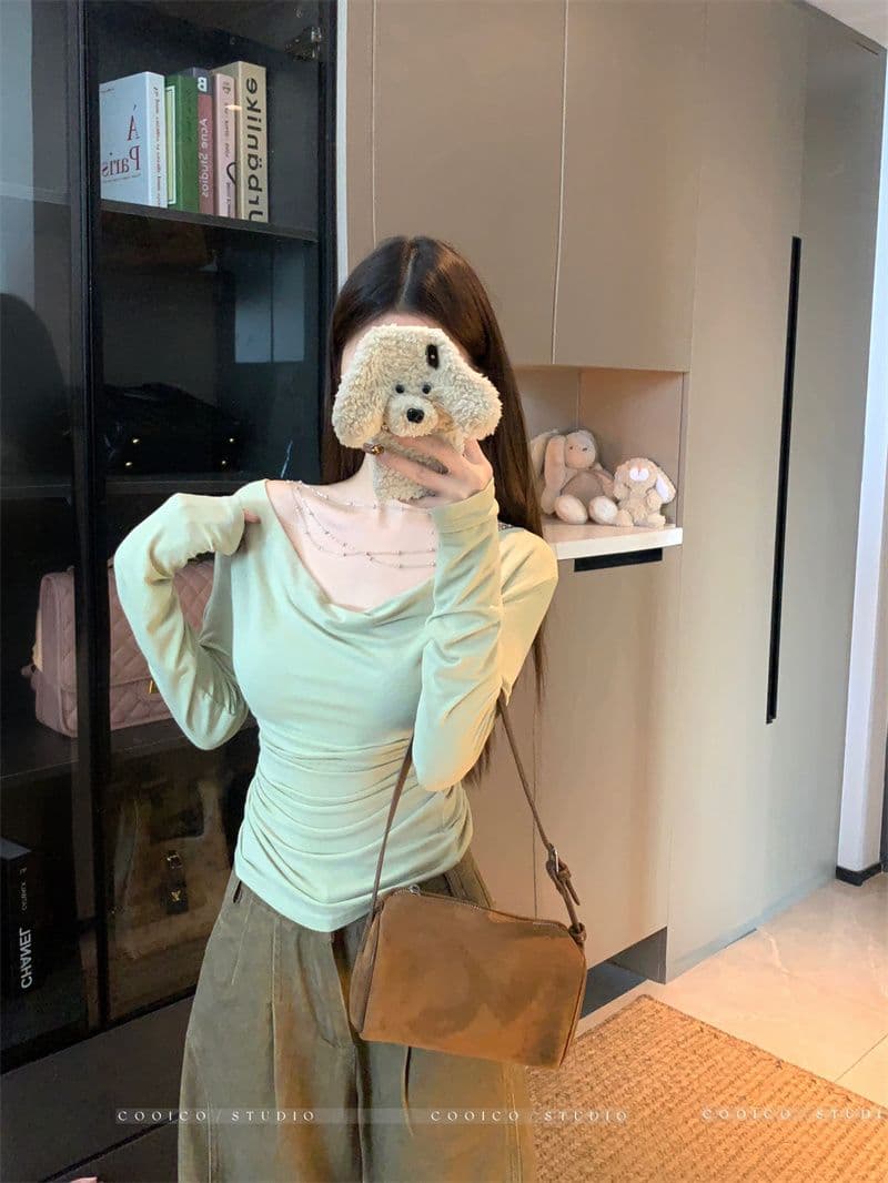 순수한 욕망 바람 핫걸 흔들다 칼라 체인 긴팔 티셔츠 여성 가을 새로운 고유 한 Chic 몸매 가꾸기 슬림해 보이는 만나는 맨위 상세 이미지 7