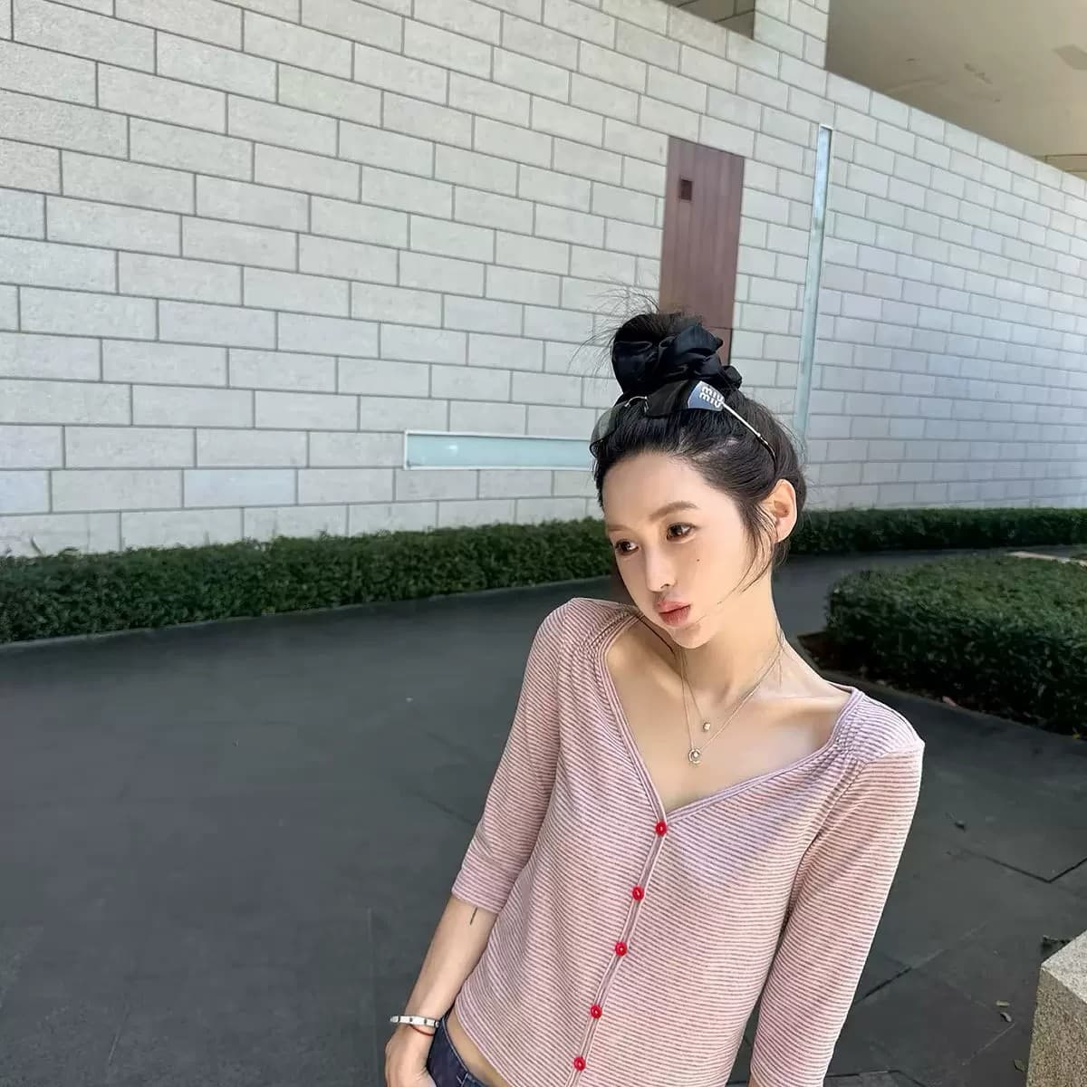 보라색 컬러 짜임 기사 V넥 스트라이프 7부 소매 여성 여름 한 부서 몸매 가꾸기 슬림해 보이는 쇼트 스타일 오픈 가디건 맨위 한국 대외 무역 이미지 4