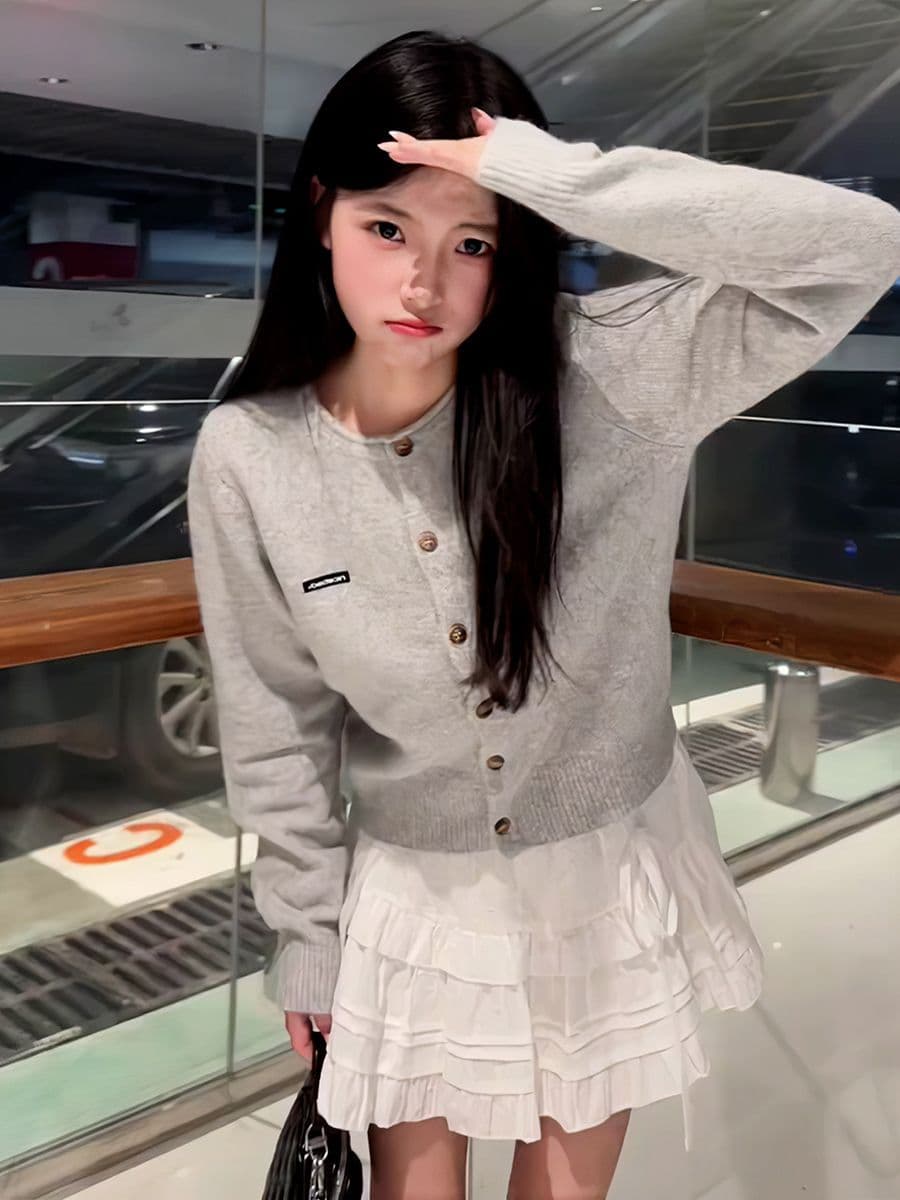 가을 새로운 패션 몸매 가꾸기 한 부서 라운드 넥 털 니트 스웨터 루즈핏 캐주얼 다용도 긴팔 스웨터 여성 코트 이미지 3