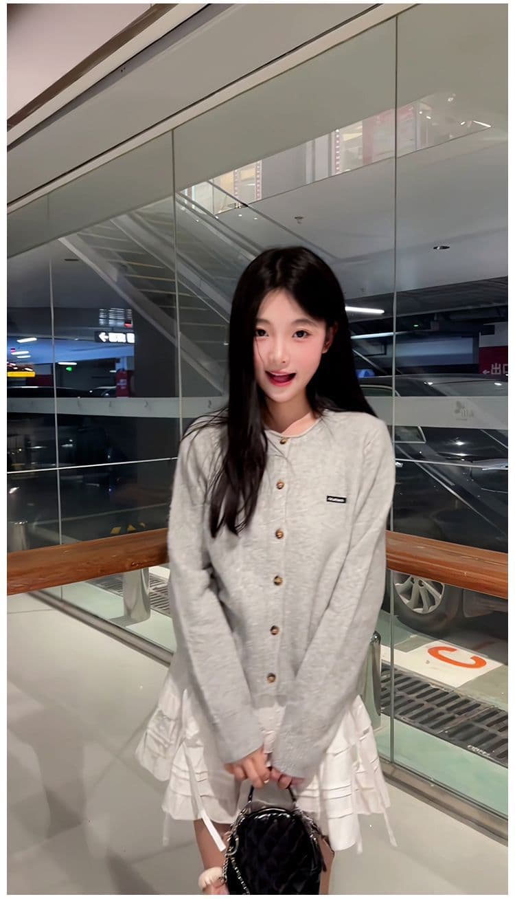 가을 새로운 패션 몸매 가꾸기 한 부서 라운드 넥 털 니트 스웨터 루즈핏 캐주얼 다용도 긴팔 스웨터 여성 코트 상세 이미지 2
