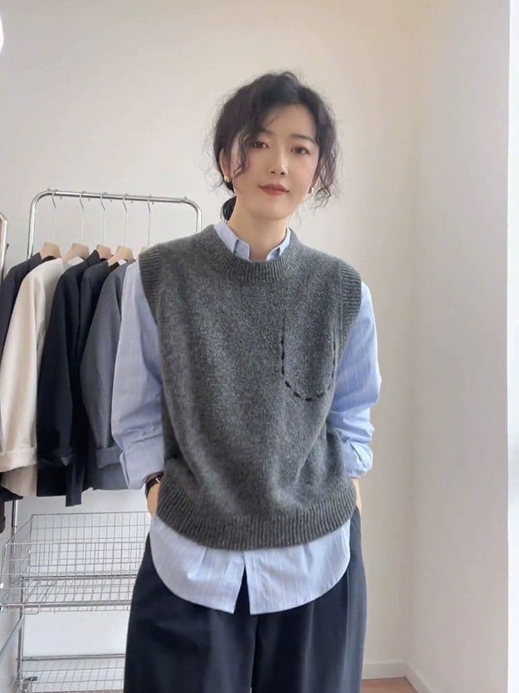 회색 니트 조끼 여자 이른 가을 새로운 외출용 작은 키 몸매 가꾸기 슬림해 보이는 인사이드 가져 가라. 보온 스웨터 조끼 이미지 3