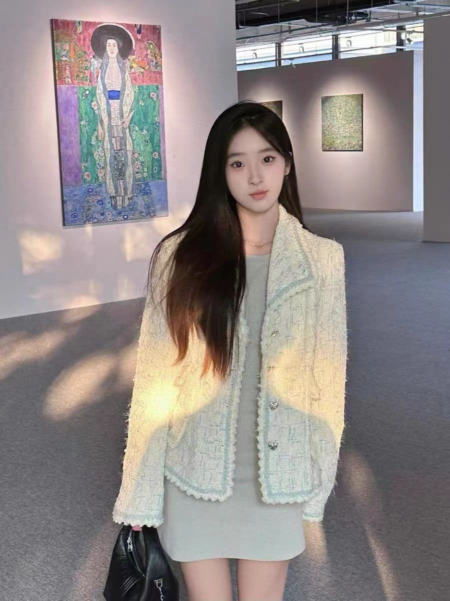 작은 샤넬 스타일 폴로 칼라 하트 단추 여성 코트 2026 가을 새로운 프랑스식 패션 품격 다용도 쇼트 스타일 맨위 상세 이미지 8