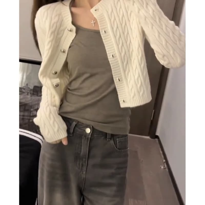 봄 가을 부드러운 가을 의상 맨위 여성 사탕 색상 꽈배기 스웨터 오픈 가디건 레트로 학원 스타일 쇼트 스타일 니트 작은 외투 이미지 5